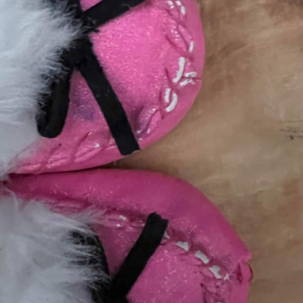 Slippers - Picture 3 of 3